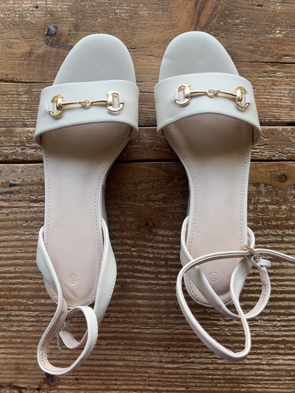 Gucc! Inspired Lady Horsebit platform sandals in white/ivory